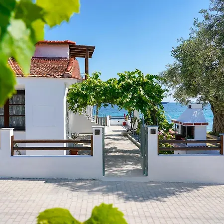 Aigialos