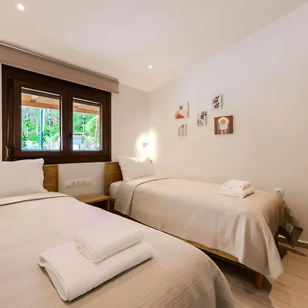 Aigialos Appartement *