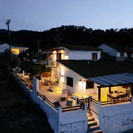 Aigialos 公寓