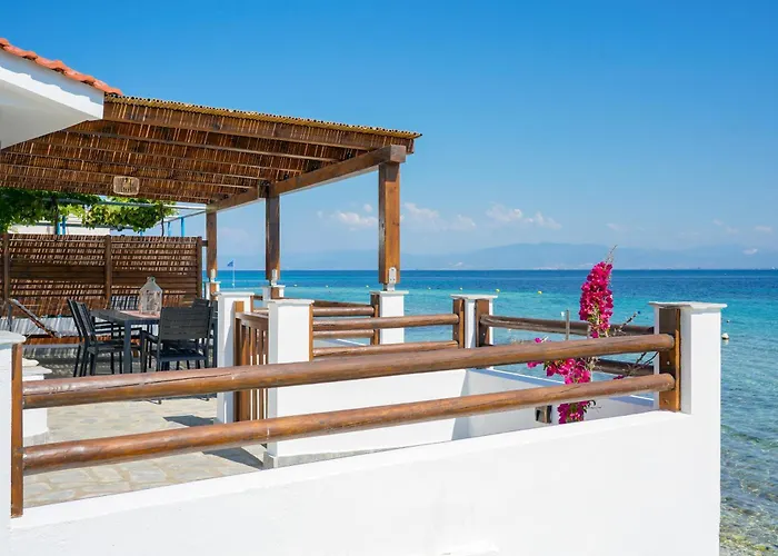 Aigialos * Λιμένας